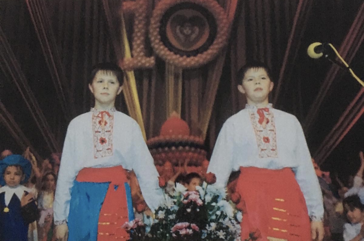 Українські телезірки показали шкільні фото і згадали курйози: роки були феєричні